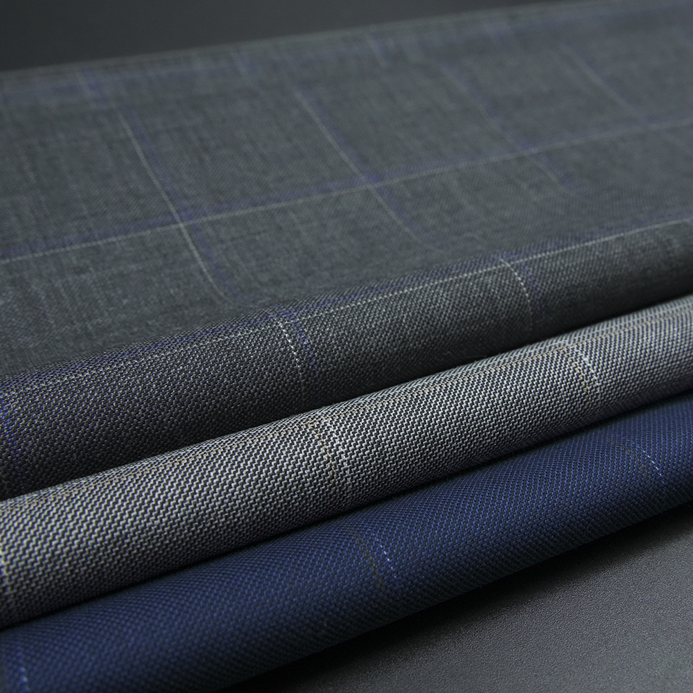 New Style checks STOCK Worsted Italian Suit Fabric Wool Blend Fabric for Men Suits