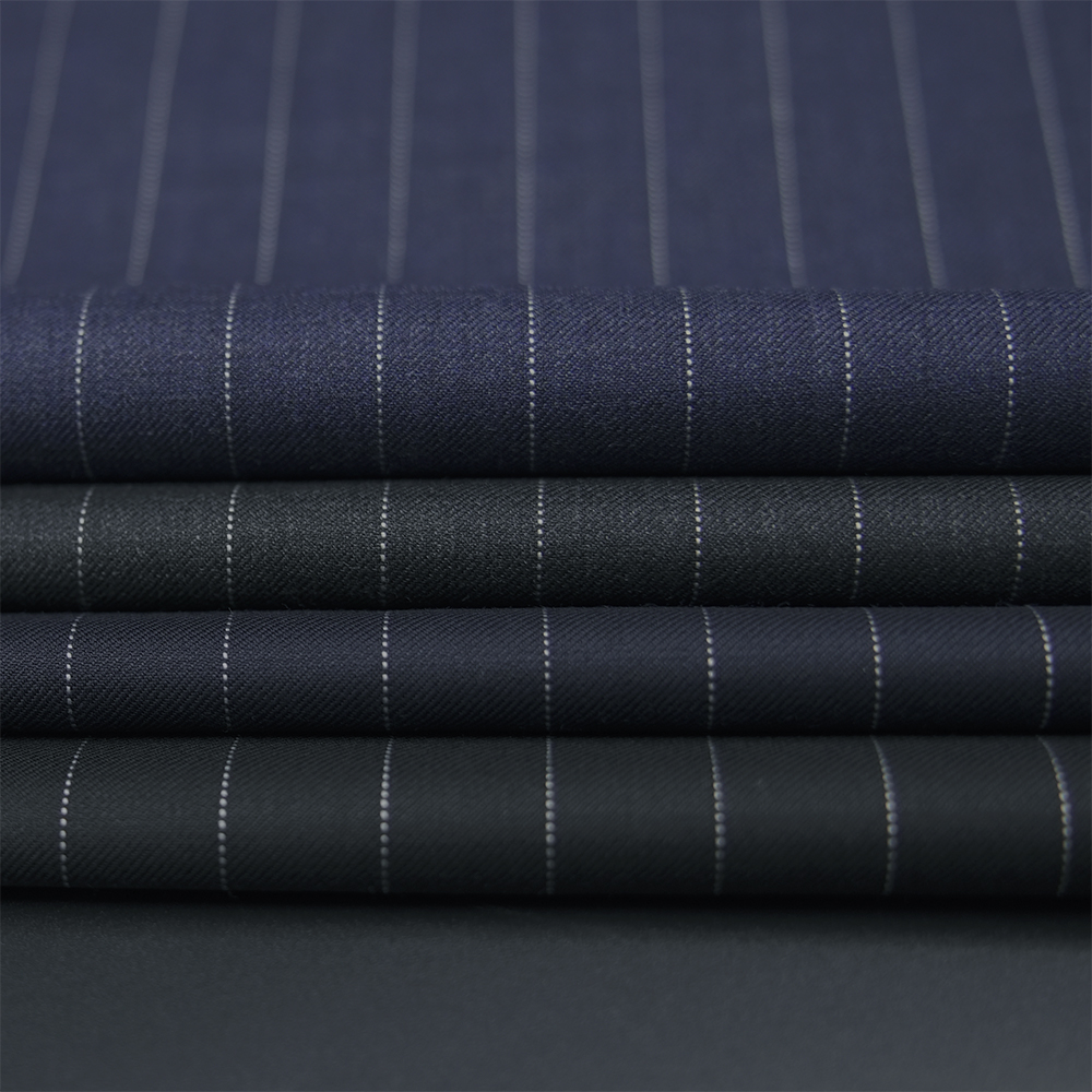 Direct Sale Organic Worsted Merino Wool Fabric Luxury Italian Suiting Fabric Wool Fabric for Men's Suits Stripe