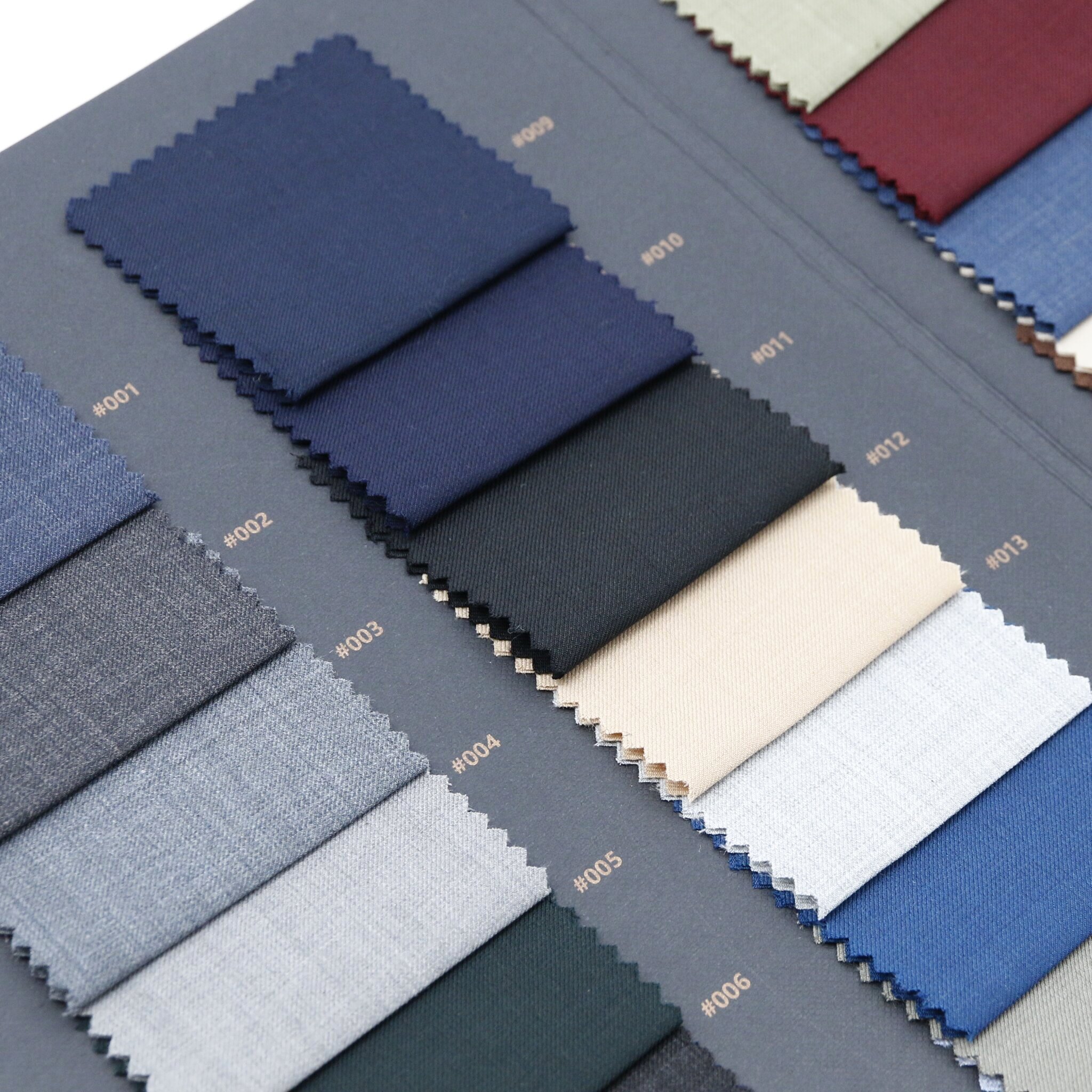 Hot Selling Wool Suit Fabric 30%W 70%P Blend Merino Wool/Polyester Fabric Twill Style for Men's Suits Garments